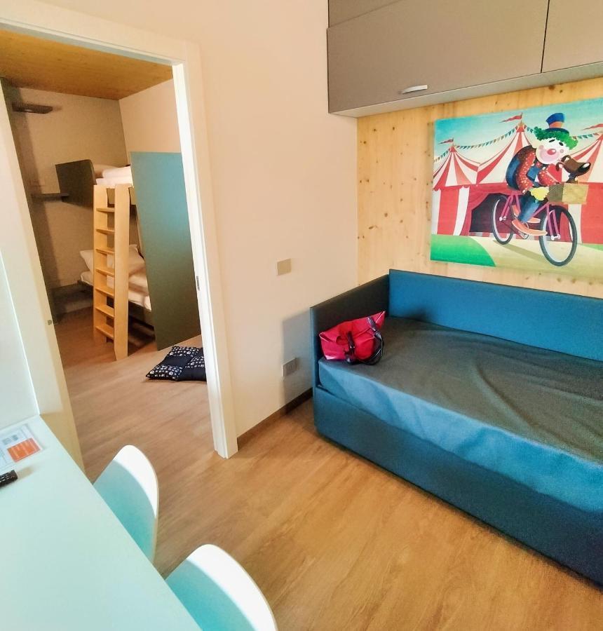 Borgo Stazione Bike Inn ヴァレッジョ・スル・ミンチョ エクステリア 写真